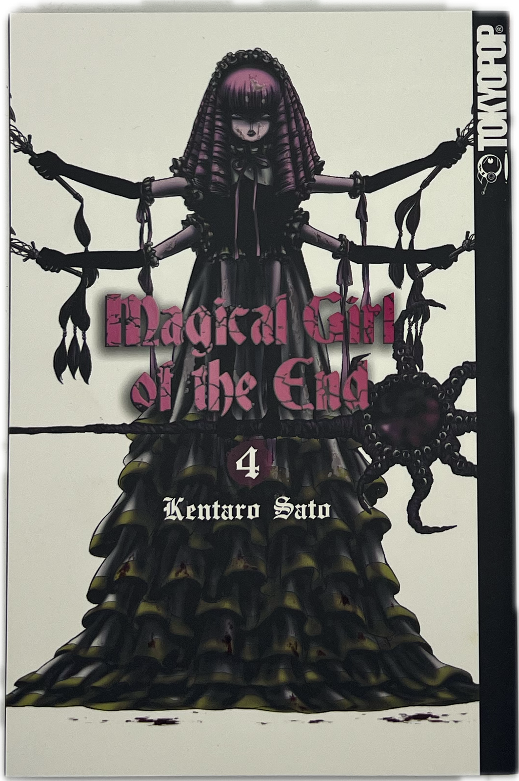 Magical Girl of the End 04