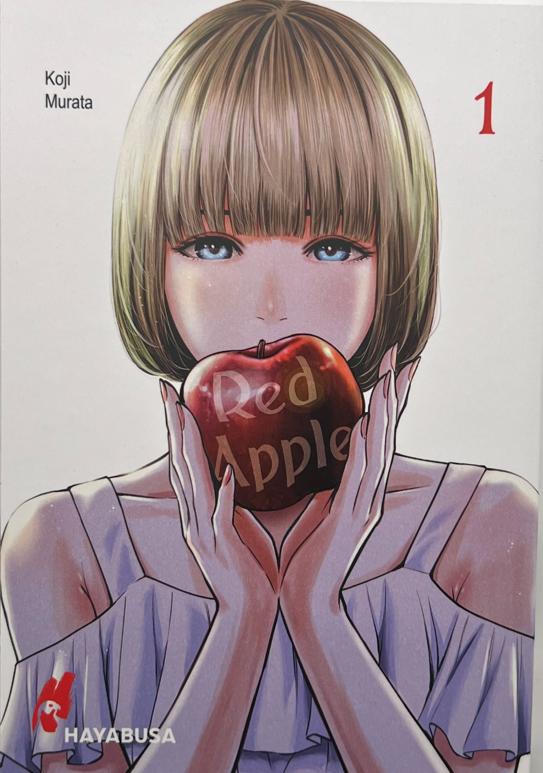 Red Apple 01
